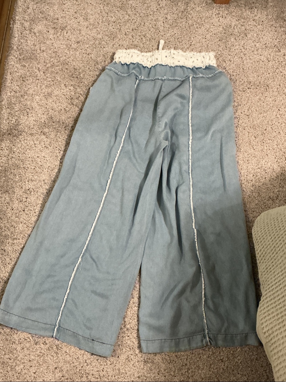 Oddi Wide-Leg Tencel Flowy Pants with Lace Pockets ~ Cream & Blue - Picture 9 of 10
